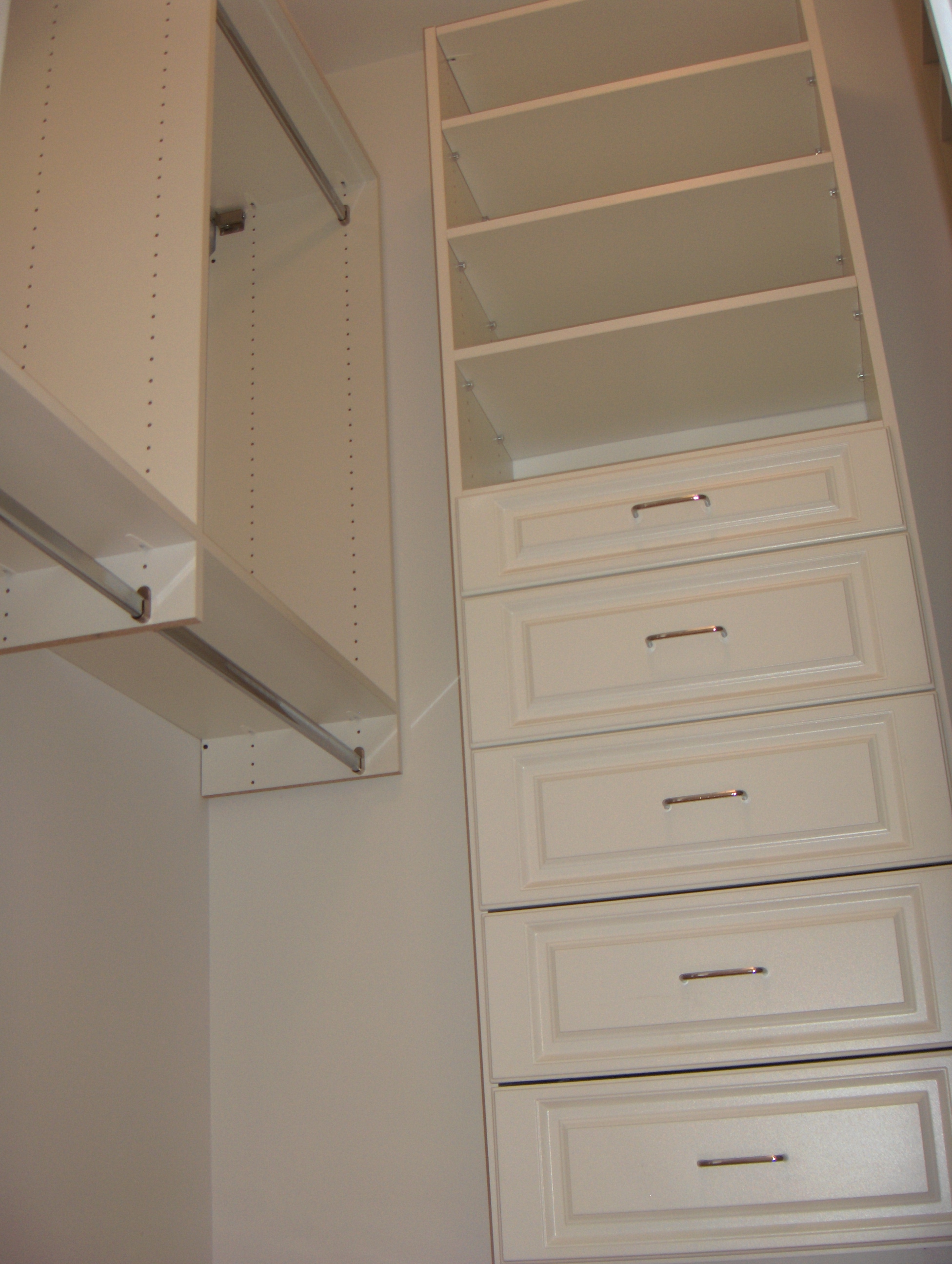 Master Closet his.JPG